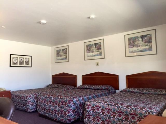 Maple Inn And Suites Los Banos Eksteriør bilde