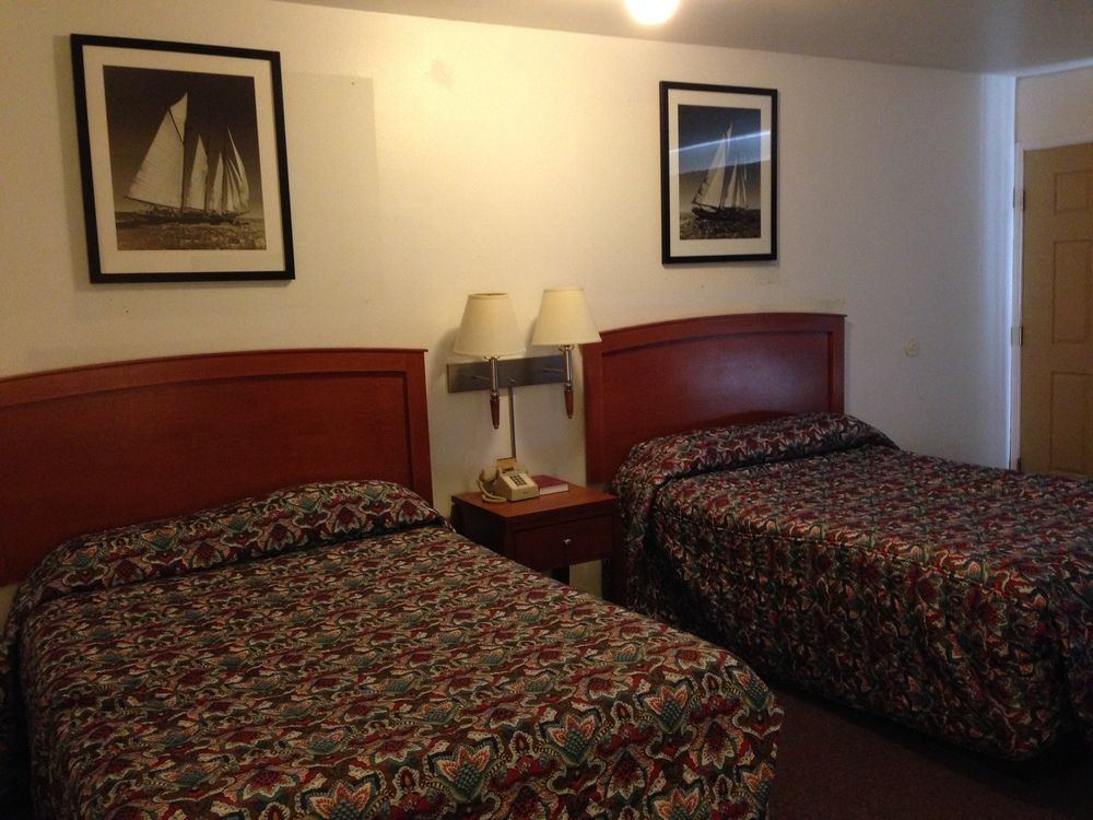 Maple Inn And Suites Los Banos Eksteriør bilde